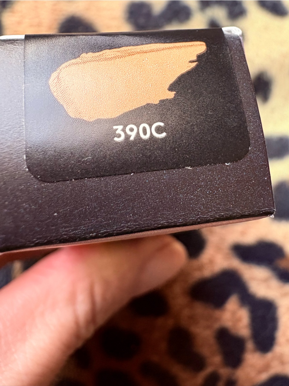 Fenty Beauty We’re Even Hydrating Concealer - 390C Shade. NWT - Picture 4 of 5
